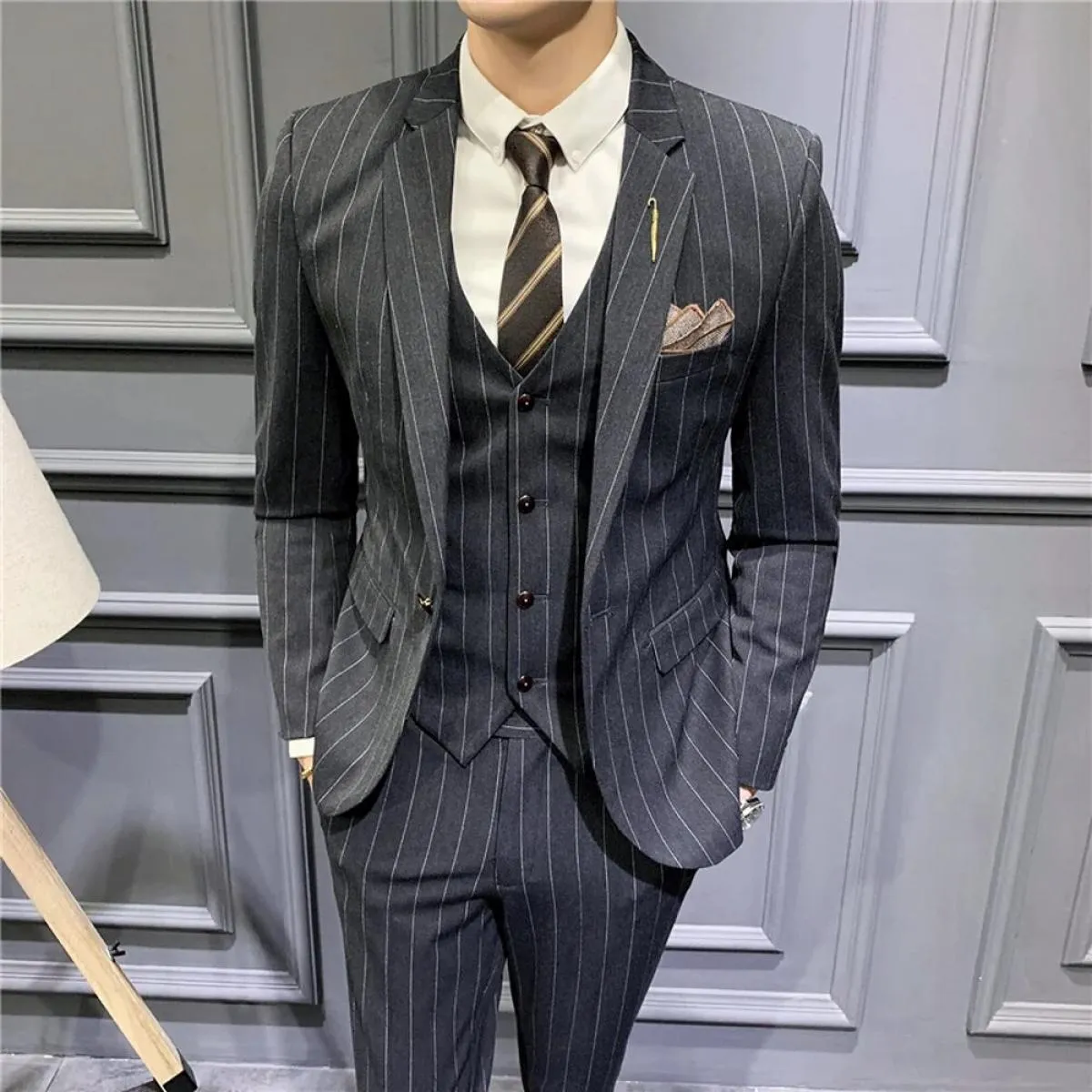 2022 Abito da sposa a righe boutique di moda da uomo Completo da tre pezzi Completo da uomo formale da lavoro Giacca sportiva ca