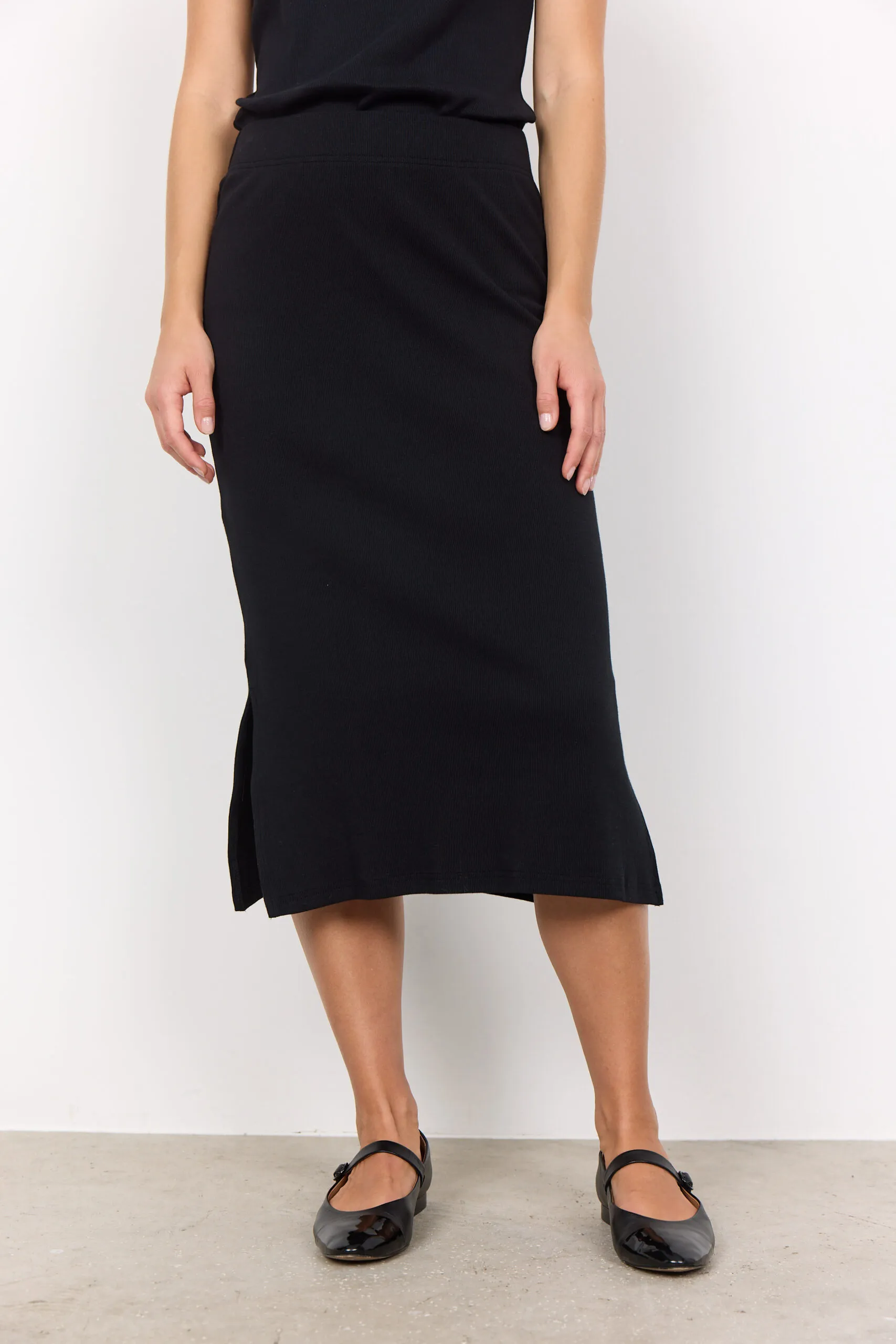 Gonna a Matita SC-Mignon 6 – Minimalista ed Elegante