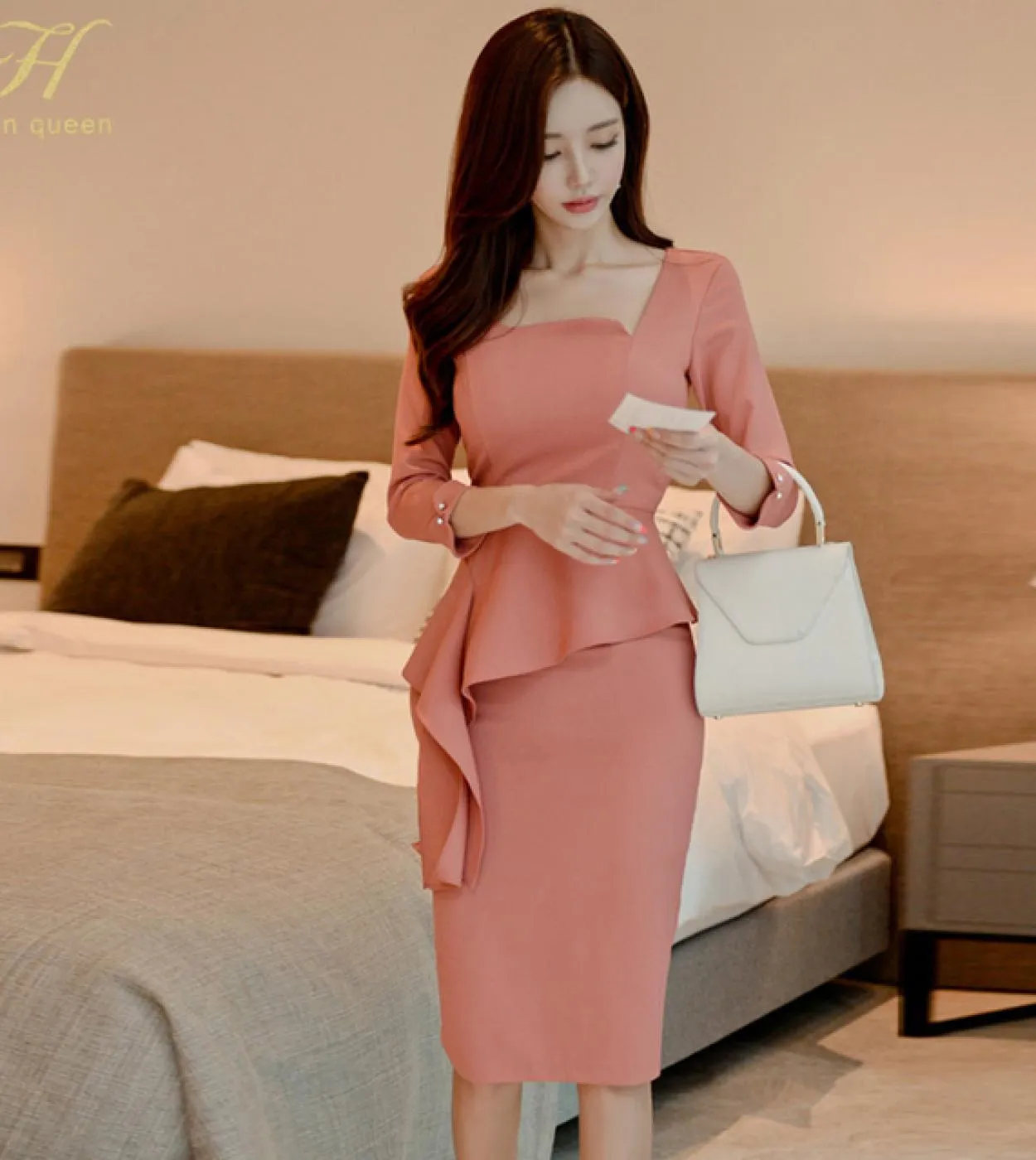 H Han Queen Abiti autunnali Fashion Ruffles Slim Women Party Work Abito casual Ol Style Guaina Matita Vestidos New Dres