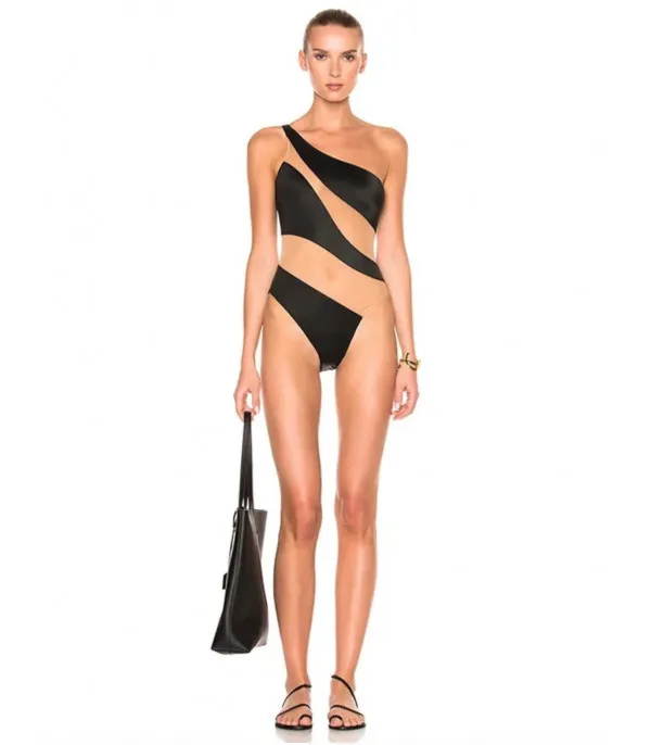 Monokini twist