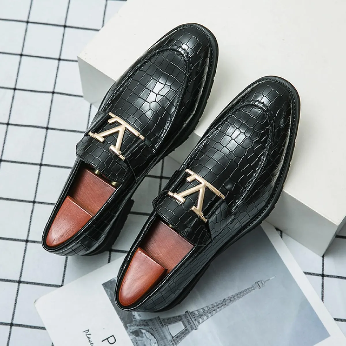 Nuovi mocassini neri da uomo scarpe in pelle pu business marrone traspirante slip on scarpe solide fatte a mano spedizione gratu