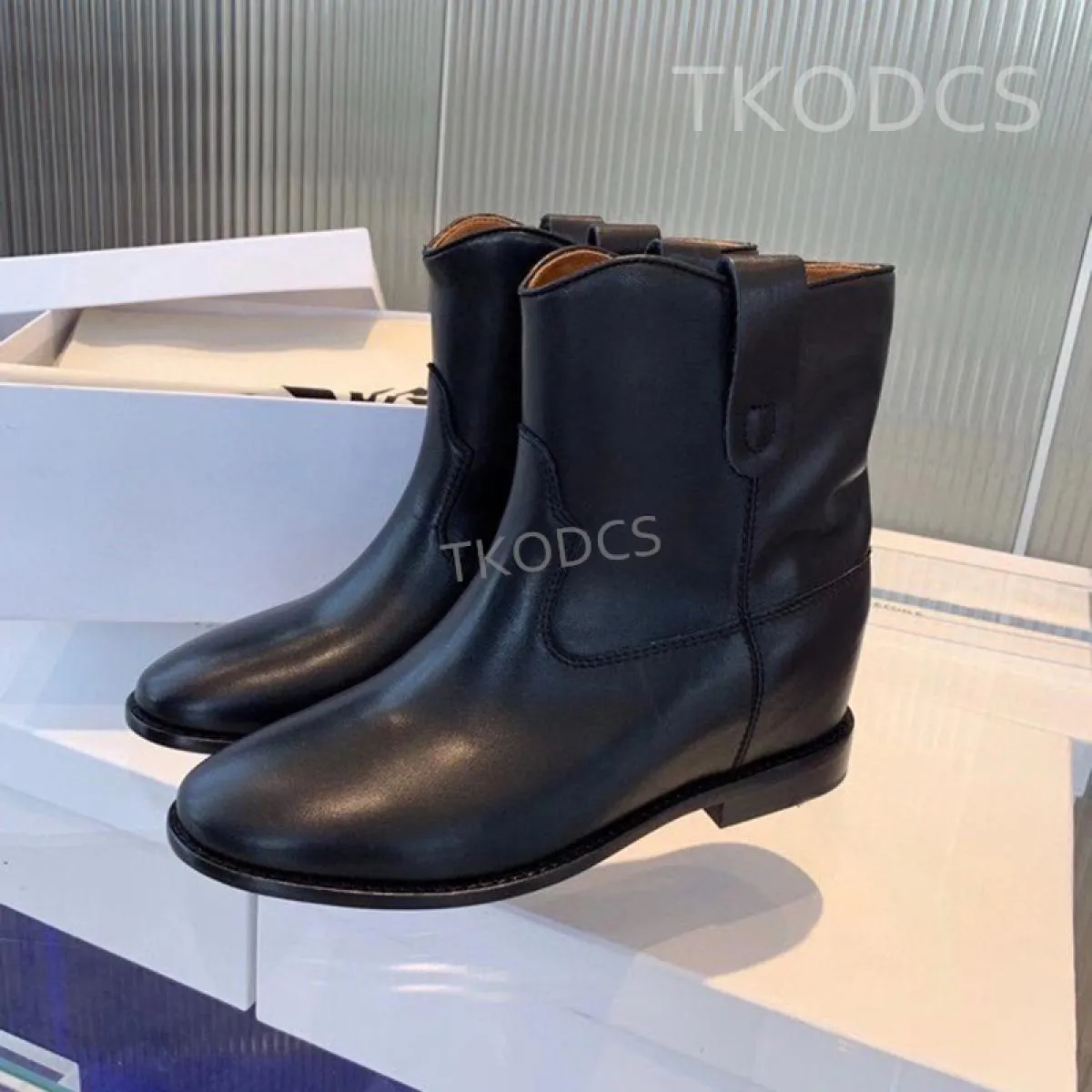 Nuovo arrivo stivaletti con tacco grosso stivaletti da donna in pelle scamosciata di mucca stivali da cowboy occidentali casual