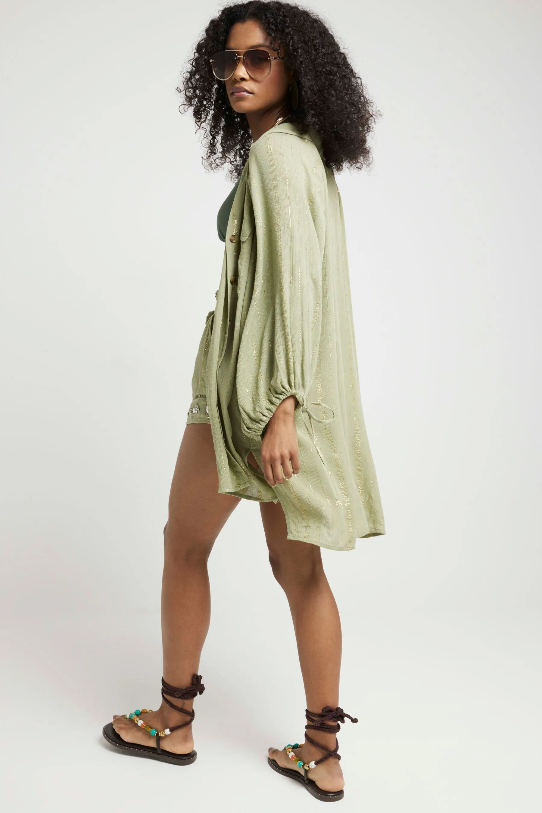 River Island - Camicia oversize Dettagli metallizzati chiaro
